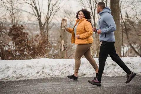 8 Expert Tips for Staying Healthy in the Winter