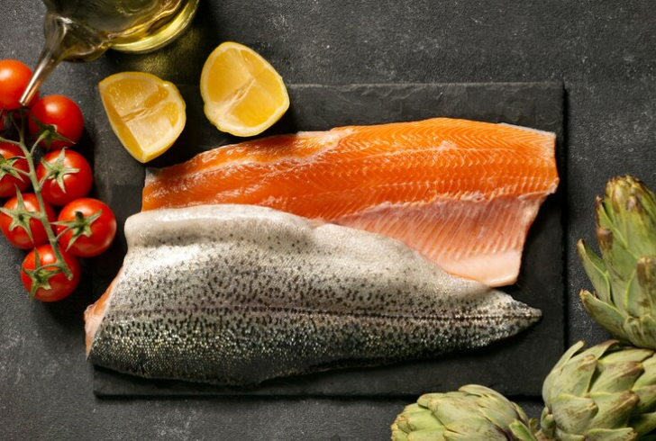 Healthy foods for kidney health - fatty fish.